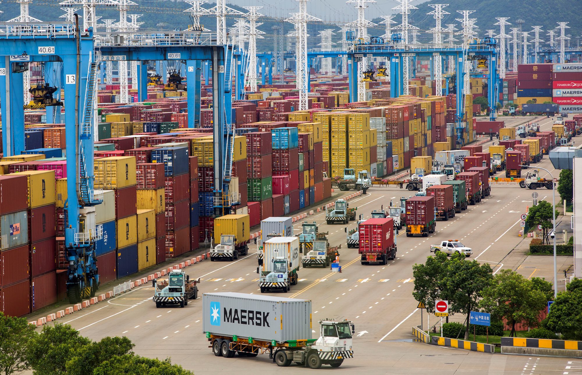 Opinion: World Trade Boom Keeps De-Globalization at Bay