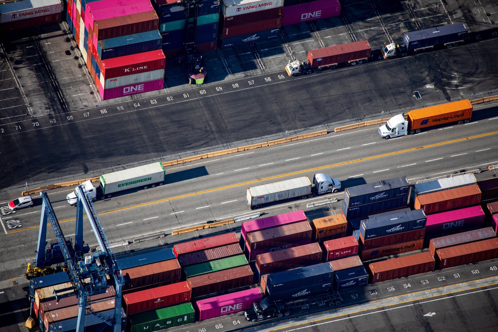 Descartes: Container Imports Continue to Track at Pre-Pandemic Levels