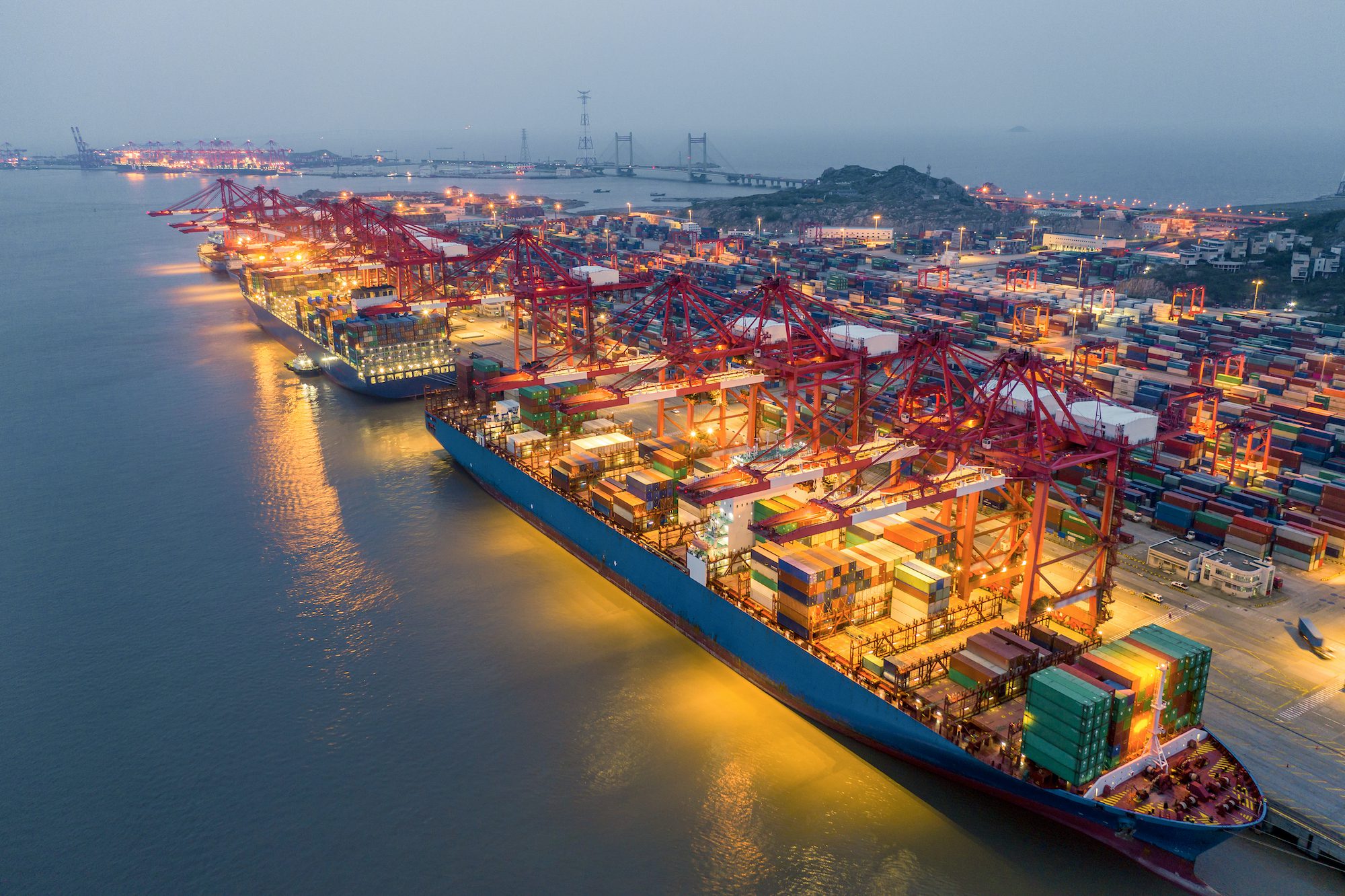 Shanghai Port Strives to Keep Global Trade Moving as COVID Wave Sweeps China